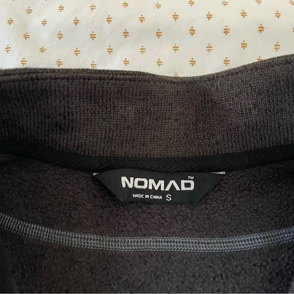 Nomad Women's Slaysman 1/4 Zip Fleece Size Small - Picture 4 of 5
